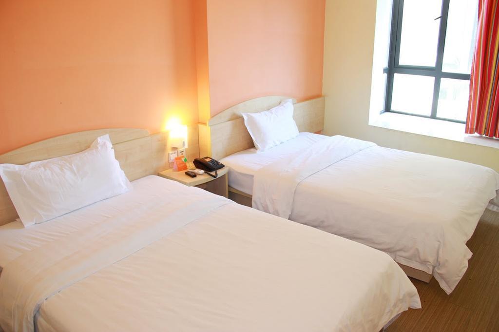 7Days Inn Guangzhou Jiaokou Subway Station 2Nd Habitación foto
