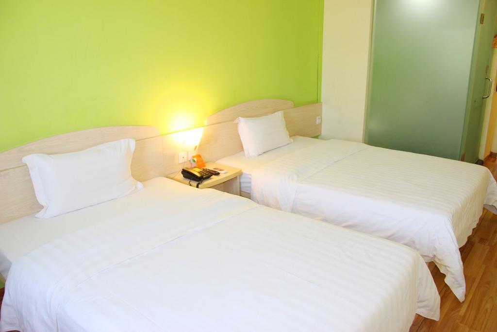 7Days Inn Guangzhou Jiaokou Subway Station 2Nd Habitación foto