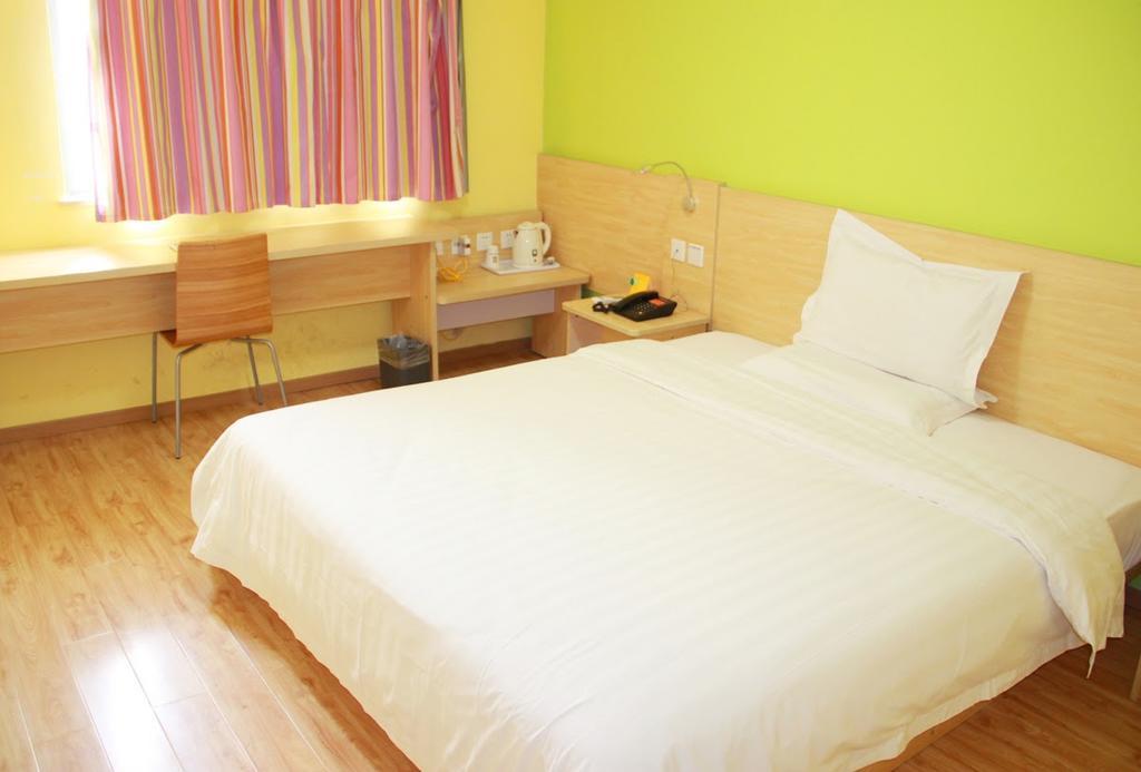 7Days Inn Guangzhou Jiaokou Subway Station 2Nd Habitación foto
