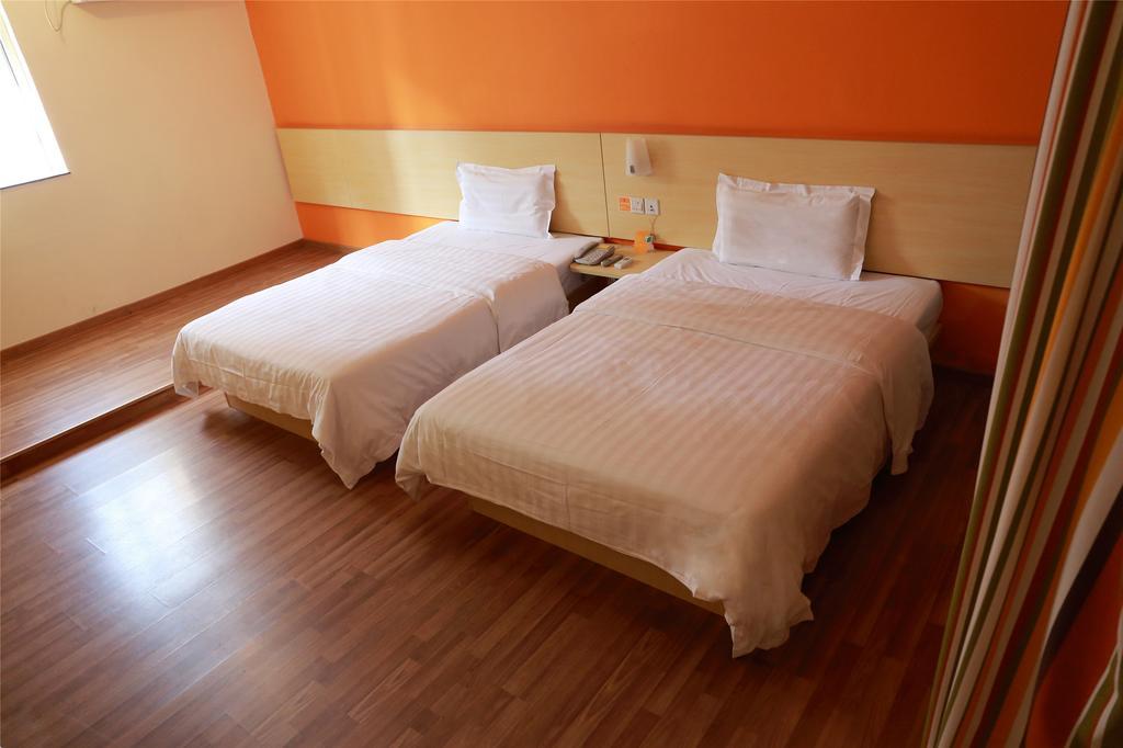 7Days Inn Guangzhou Jiaokou Subway Station 2Nd Habitación foto